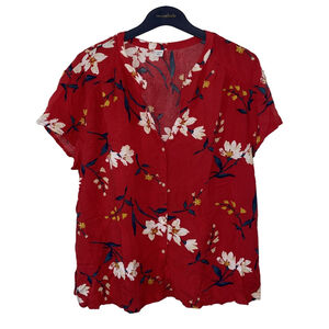 Women’s Old Navy Red Floral V-Neck Short Sleeve Button Down Blouse Size L